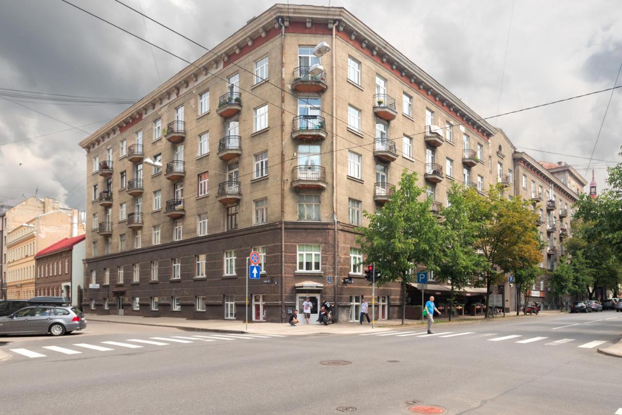 Dandelion Apartments Stabu Riga Exterior photo